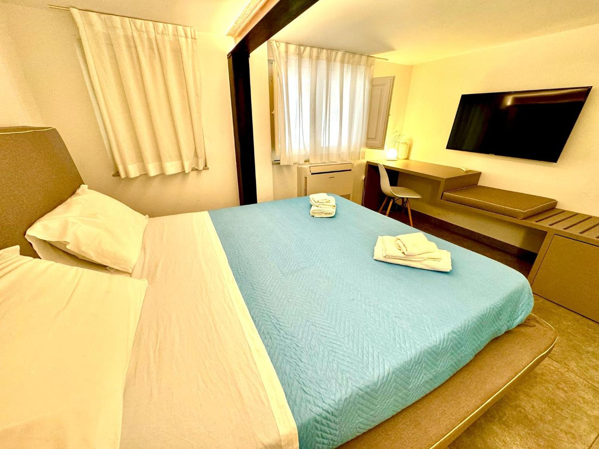 Cortile Nobile Luxury Suites CTA Exterior foto